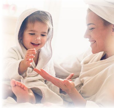 banner-mutter-kind-bademantel